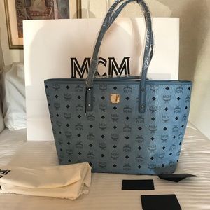 Authentic RARE COLOR 🩵  MCM Anya tote bag 🩵